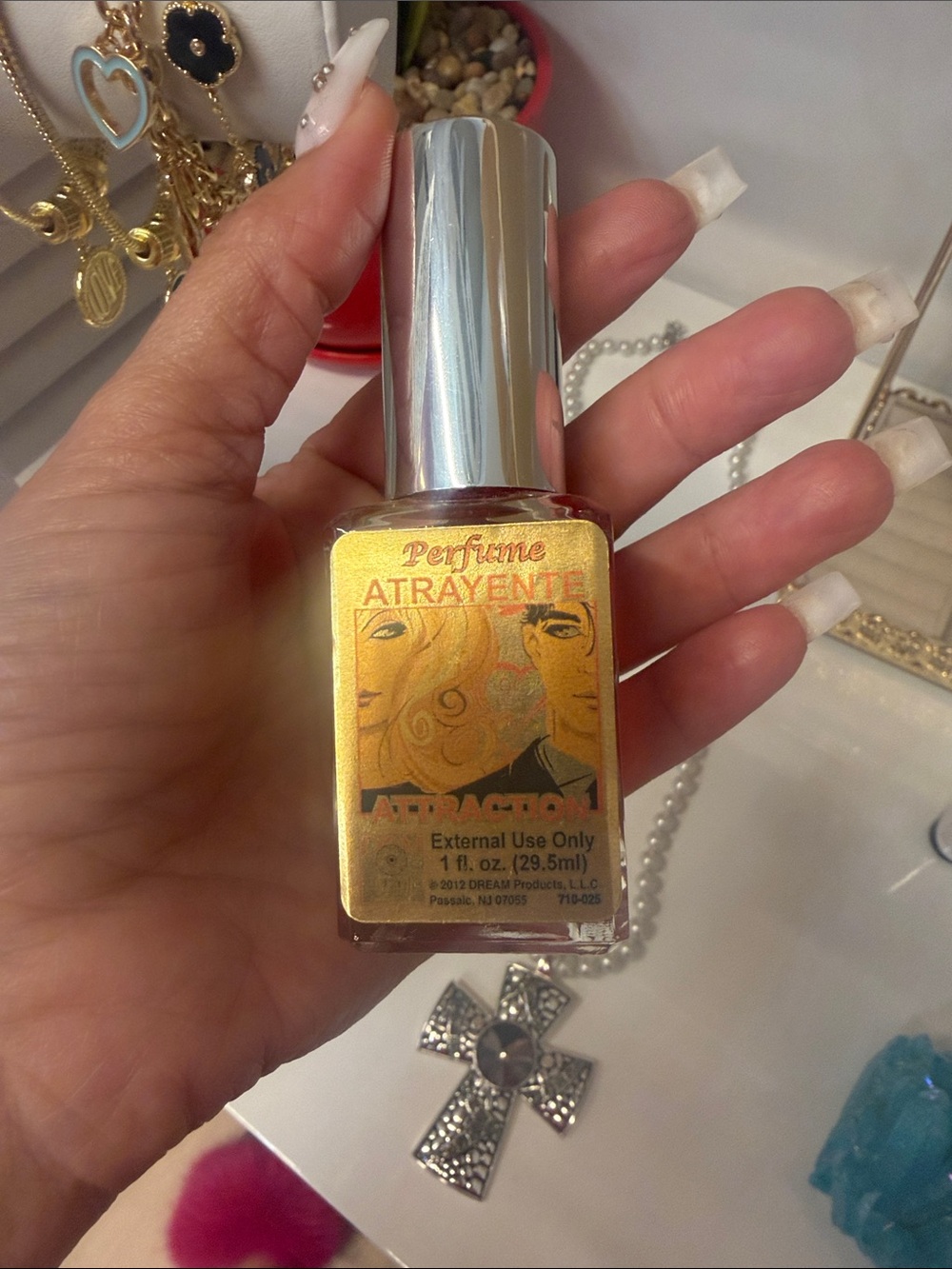 Atrayente Attraction 1 Perfume Spray - Gold Finish